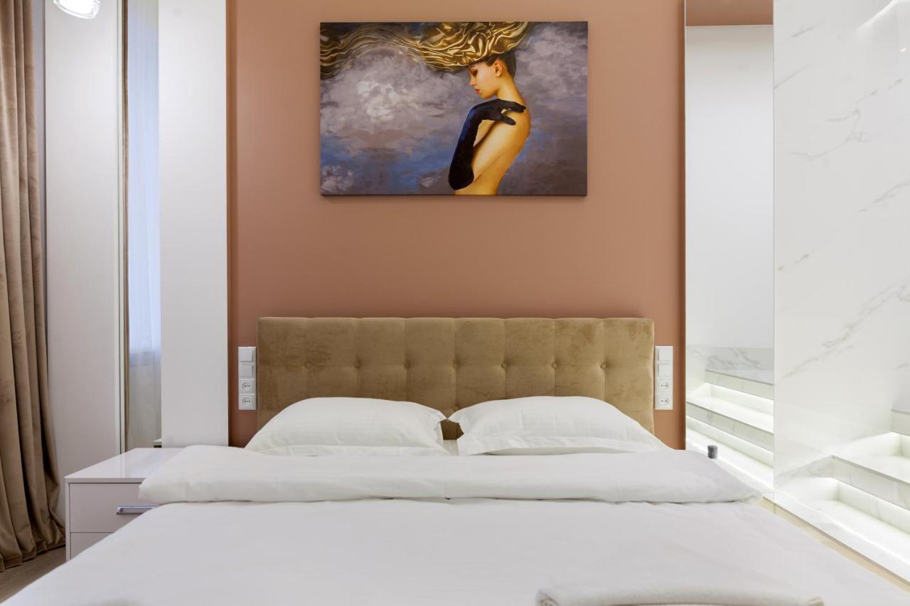 Royal Stylish Apartment In The Old City Leópolis Exterior foto
