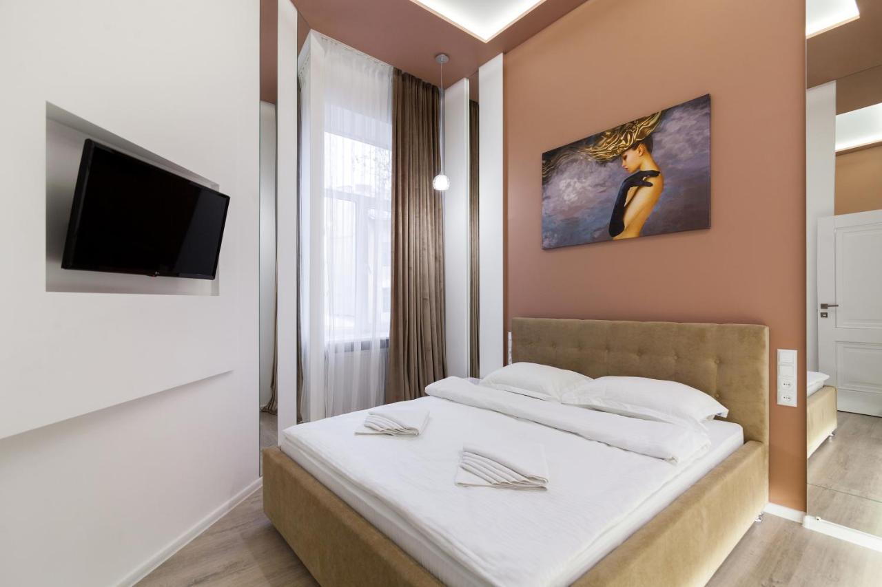 Royal Stylish Apartment In The Old City Leópolis Exterior foto
